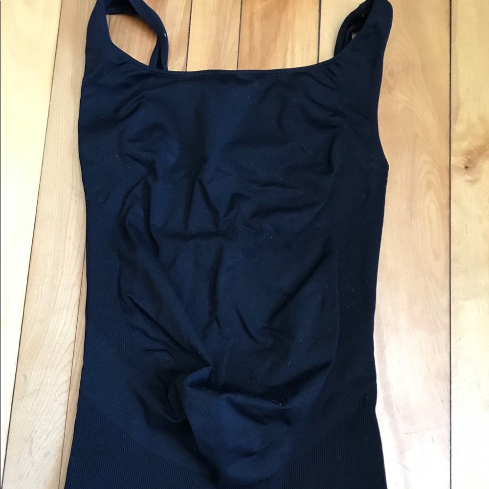 Small Blanqi maternity support tank